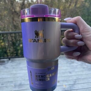 WICKED GLINDA FOR GOOD - Stanley Flowstate Quencher H2O Tumbler 20 OZ